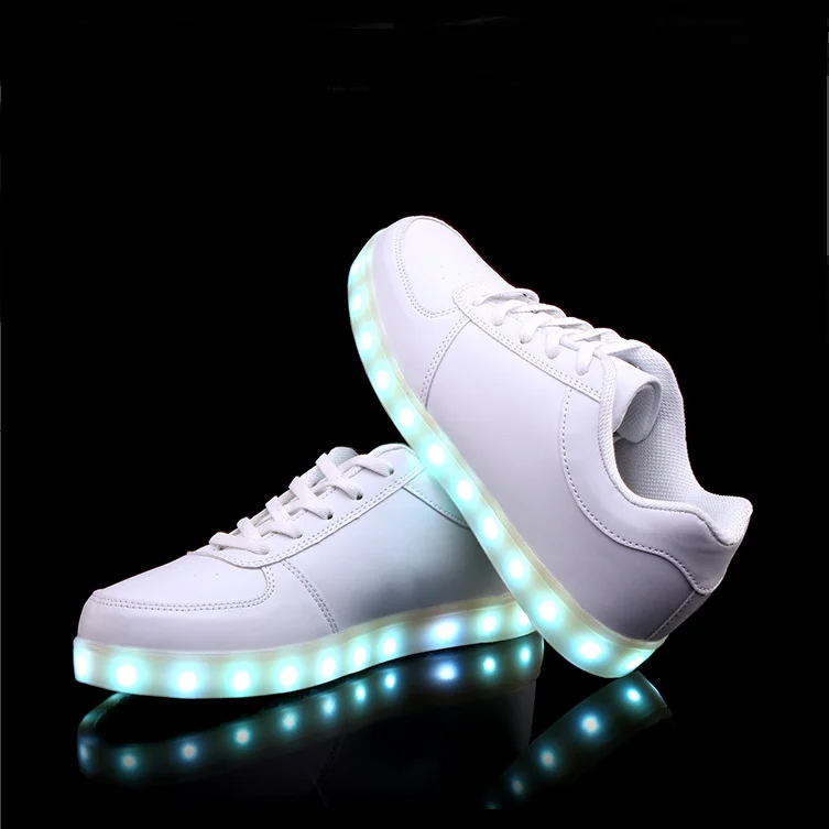 

New LED Colorful Luminous Shoes Couple Models Korean Version Tide Men And Women Board Shoes USB Charging Shoes