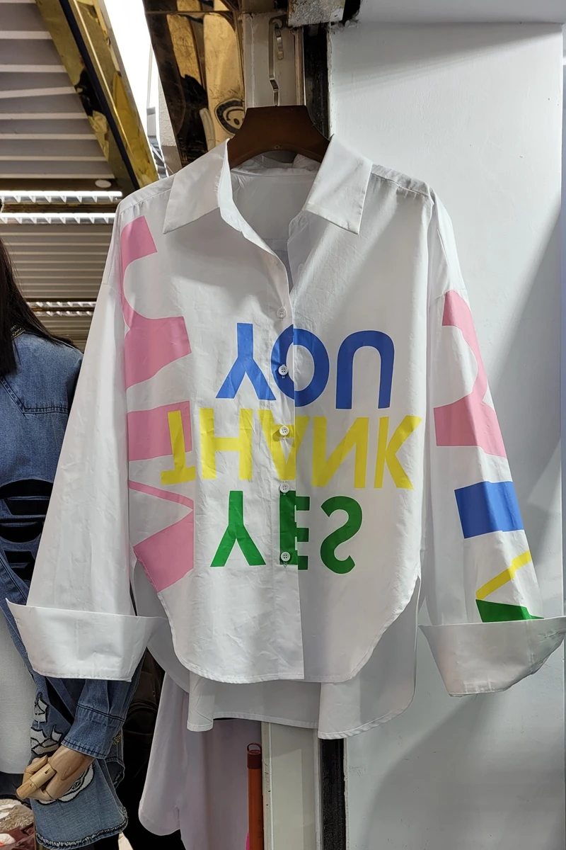 

2021 Spring New Fashion Tie-Dye Hand-Painted Long-Sleeved Single-Breasted Colorful Letters Striped Shirt for Women