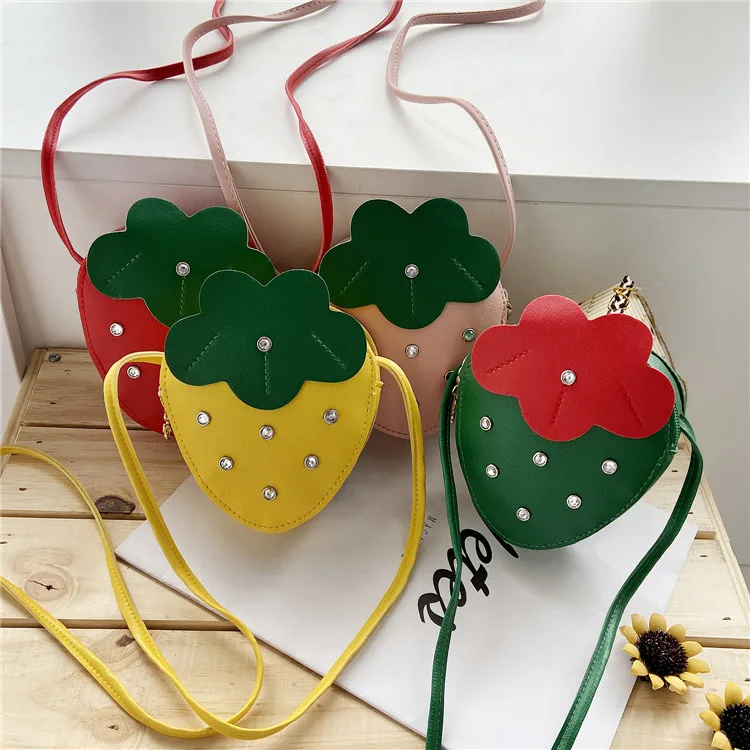 

Мини-кошелек с отделением для монет и мелочи, для маленьких девочек, клубника, Подарочный кошелек для младенцев, 2020