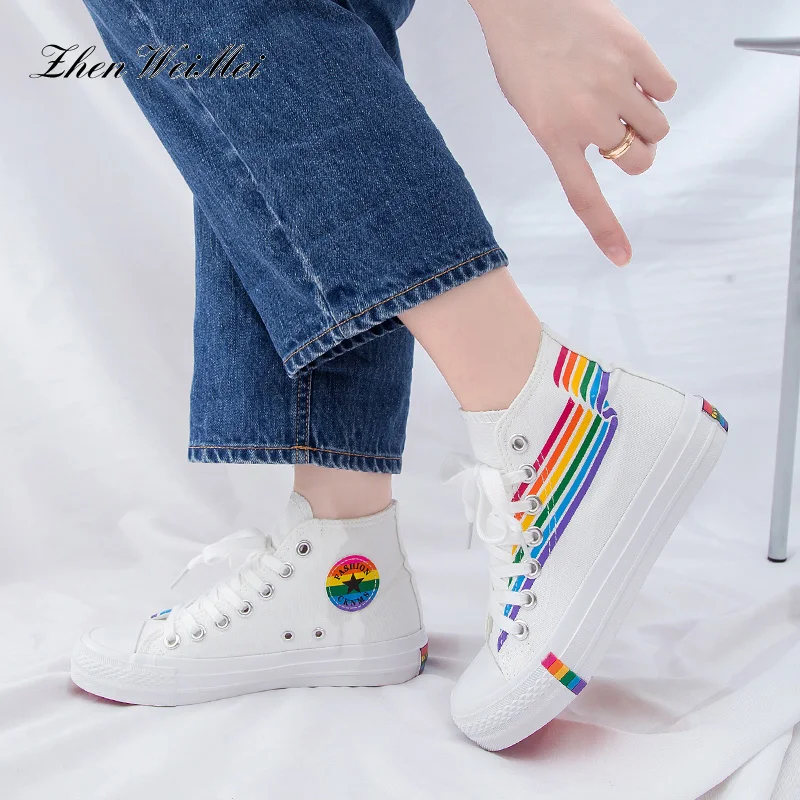 Новинка белые кроссовки на плоской подошве со звездами парусиновая обувь для