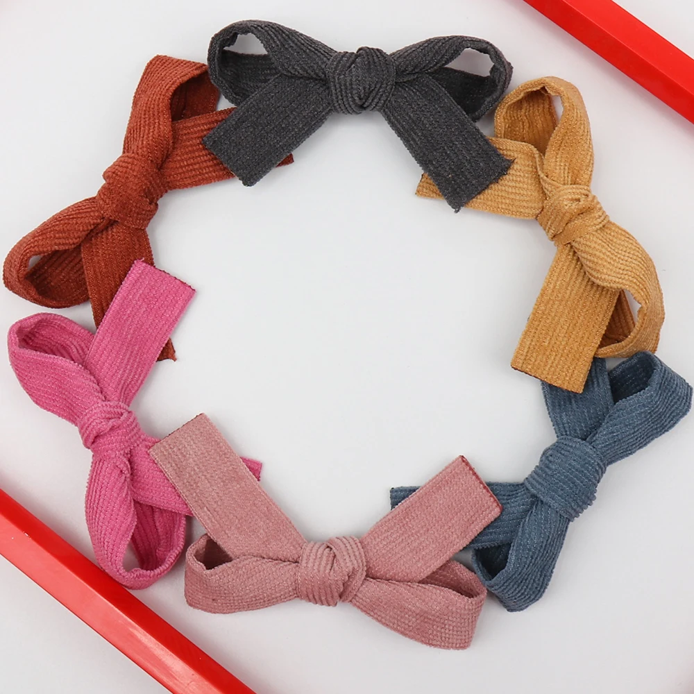 

2Pcs/lot 3.5" Cute Corduroy Hair Bows for Girls Solid Velvet Bowknot Hair Clip Fashion Hairpins Barrettes Hair Accessories