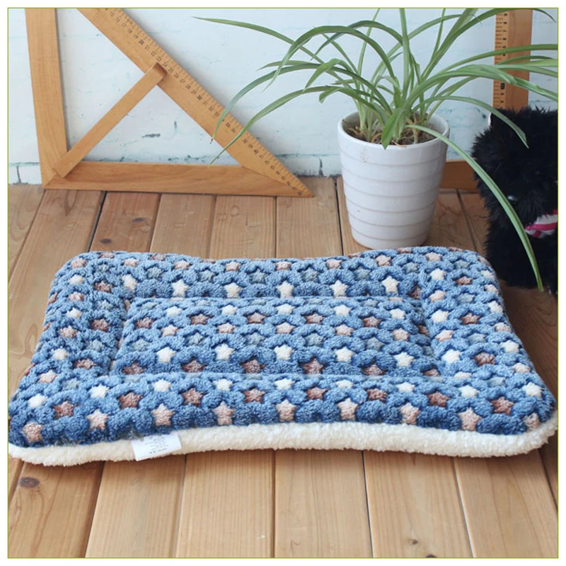 

Thickened Pet Cat Bed Mat Dog Bed Soft Fleece Pad Blanket Cushion Pad Home Comfortable Sleeping Rug Pet Accessories 6 Sizes