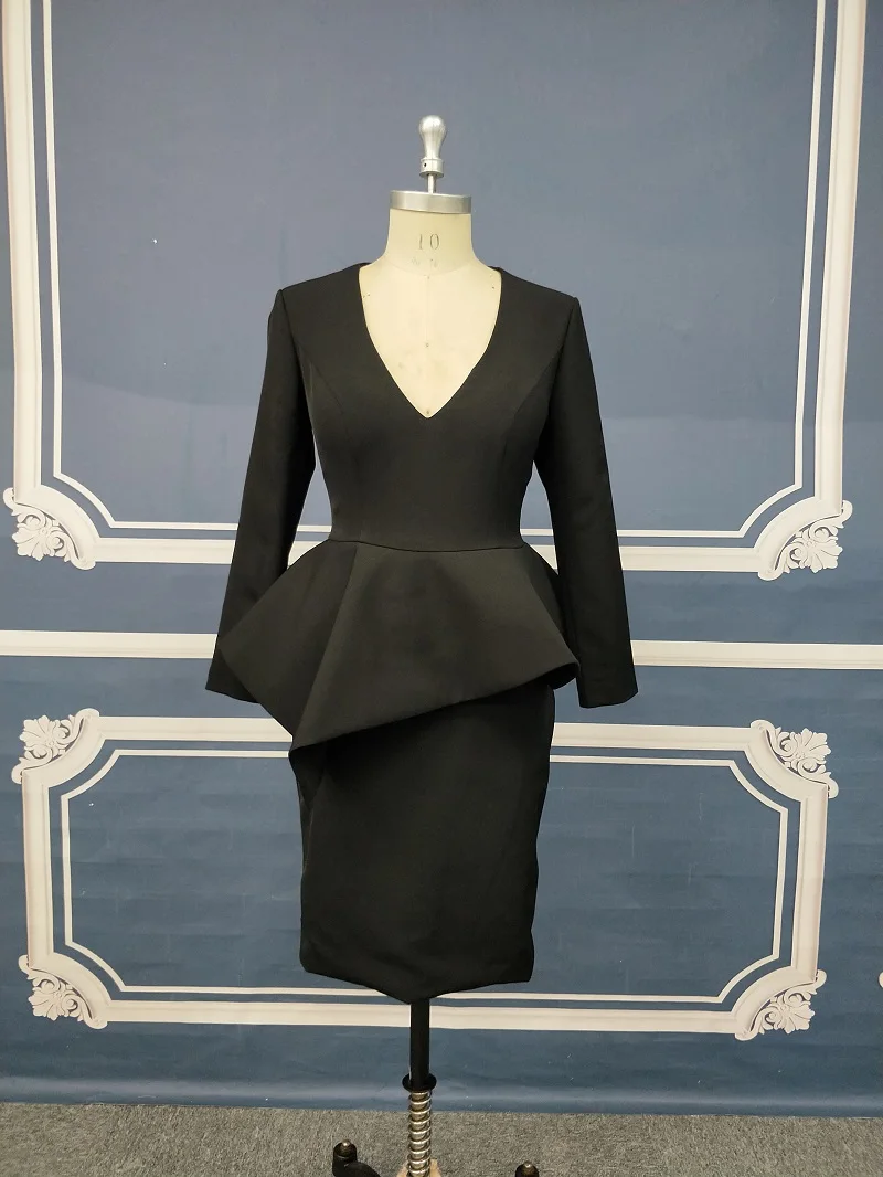 Сексуальное коктейльное платье до колен с глубоким V образным вырезом в