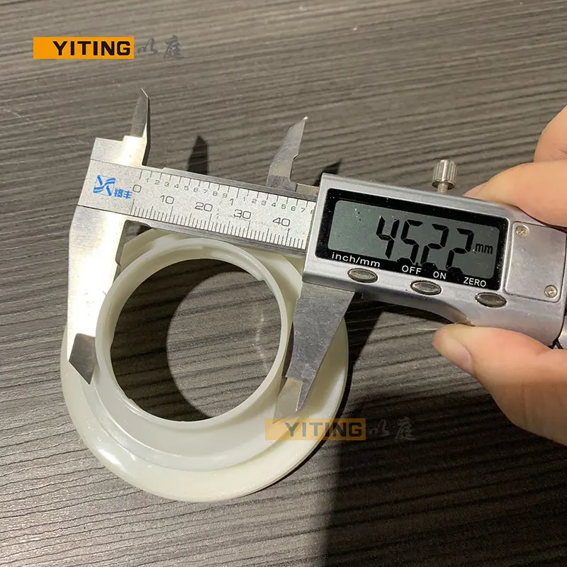 70 мм дренаж пола дезодорант внутренняя резьба внешний диаметр 76 АБС пластик