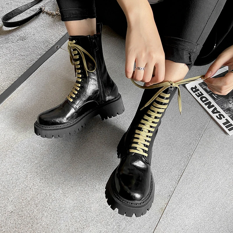 

VERCONAS Fashion Cool Martin Boots Women Ankle Boots Genuine Leather Autumn Winter Casual Lace-Up Zip Platform Short Boots Woman