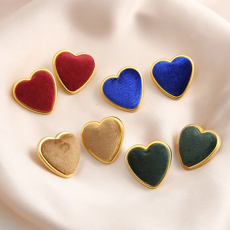 

Vintage Colorful Heart Stud Earrings For Women Girls Elegant High Quality Flocking Ear Piercing Metal Earring Jewelry Gifts