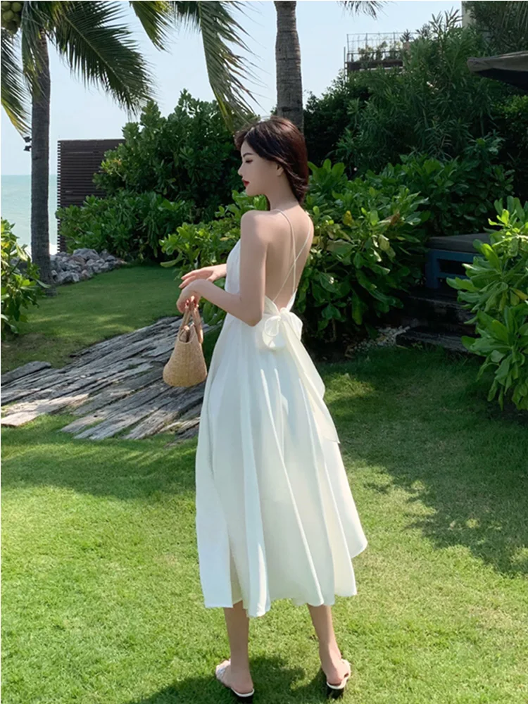 

French Style Vintage V Neck Sleeveless Satin Dress Spaghetti Strap Backless Slim A Line Beach Holiday Dress Women Summer