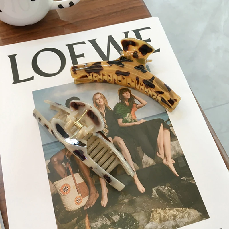 

Acrylic Hairpins Hair Clip Crab Accetate Leopard Print Large Hair Claws For Women Girl Hair Accessories Headdress Party Gifts