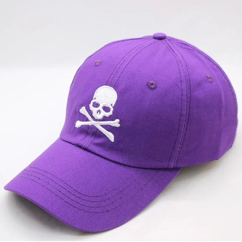 Бейсболка с вышивкой головы черепа Модная молодежная Кепка козырьком для