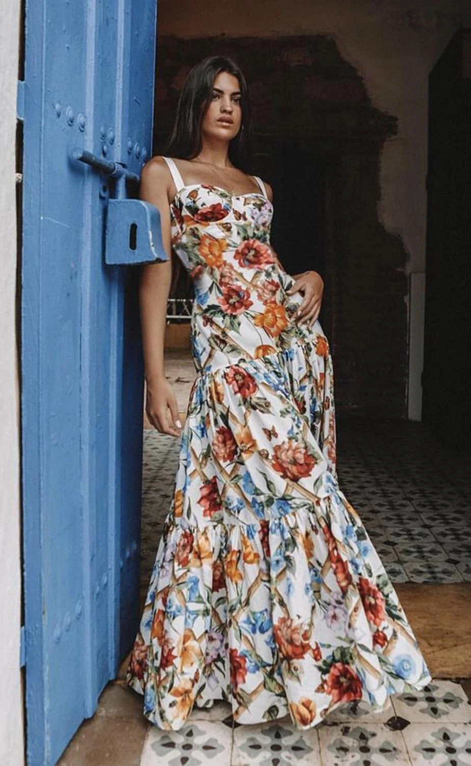 Сексуальное платье макси на бретельках с цветочным принтом женское модное