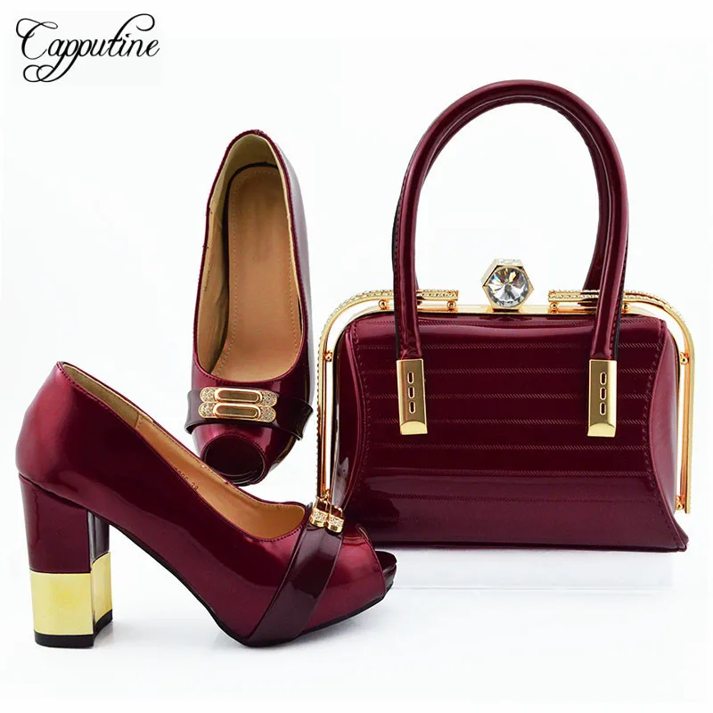 Новое поступление свадебные туфли на высоком каблуке и сумка в комплекте