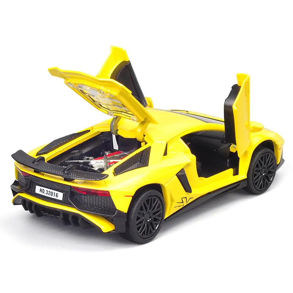 Yellow Игрушечный автомобиль из сплава 1:32 LP750, модель автомобиля, звуковой светильник, литой под давлением, модель автомобиля, игрушки для детей, игрушечный автомобиль, подарок - Цвет: Yellow