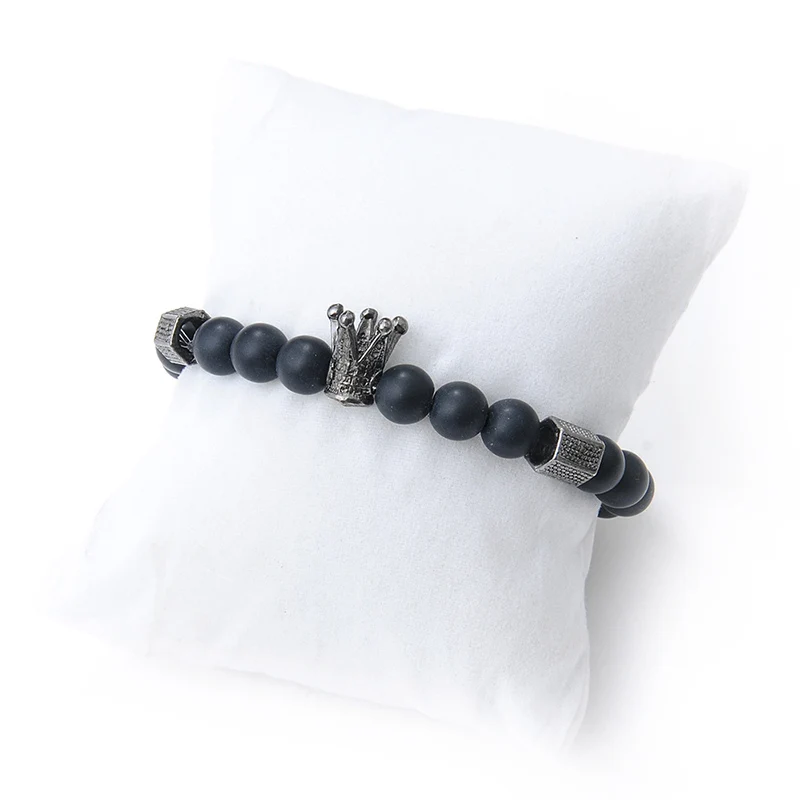 Мужские и женские браслеты из натурального камня черные матовые с короной