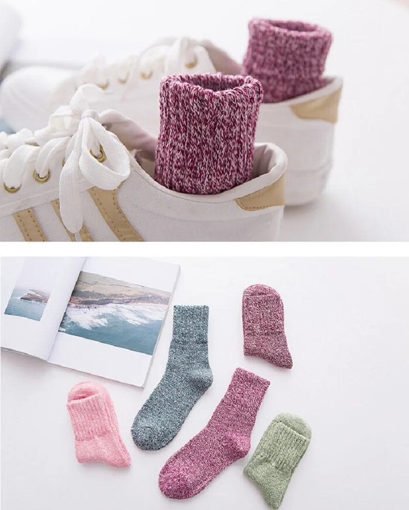 

Simple Christmas Socks Solid Color Women Socks Wool Thickening Warm Breathable Mid-High Tube Socks For Women Girls Winter Socks