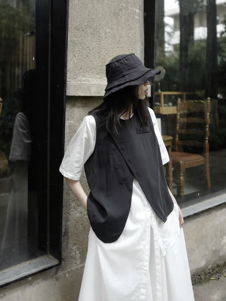 

Женский жилет, черный облегающий простой свободный Черный Асимметричный жилет для отдыха с круглым вырезом, Модный женский жилет для отдых...