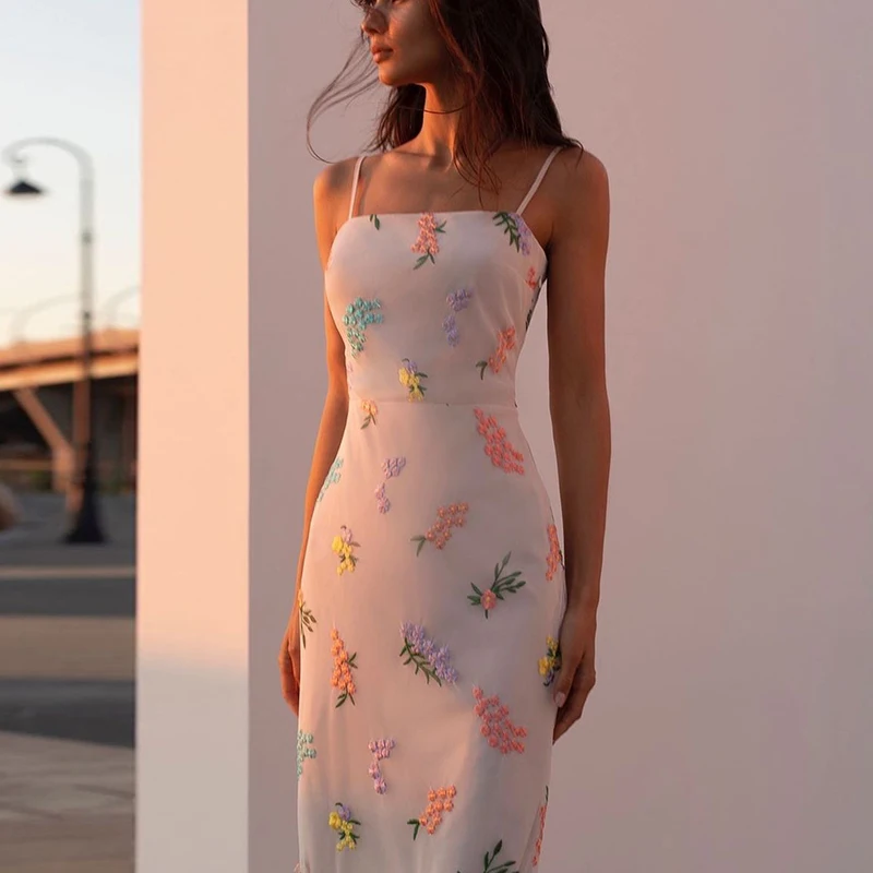 

Fashion Women's Floral Embroidery 2021 New Summer Sling Mid-length Dress Bohemian Temperament Slim Sexy Beach Dress for Women
