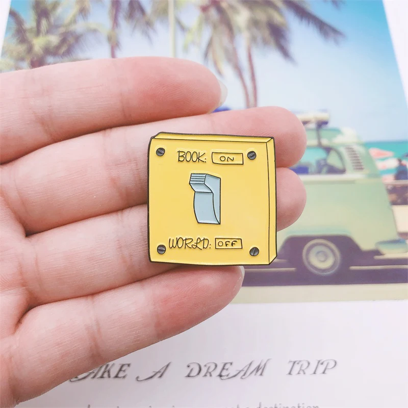 Мультяшные животные Обучающие эмалевые булавки кошки собаки чтение письменные