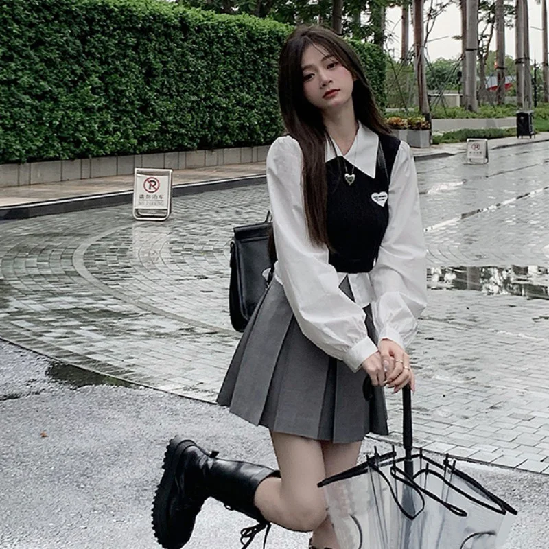 Милый модный женский костюм в острым стиле новинка 2021 Вязаный топ из двух частей