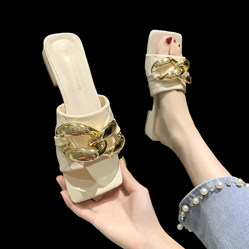 

Female Shoes Rivet Slippers Soft Low Slides Fashion 2021 Comfort Luxury Hoof Heels PU Metal Decoration Shoes Woman 2021 Slippers