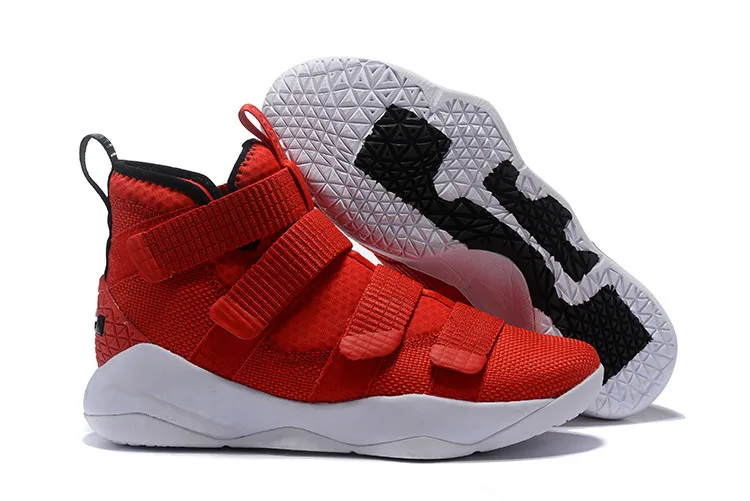 Новинка James Soldier XI 11 темно синие мужские баскетбольные кроссовки 2019 LeBron черные