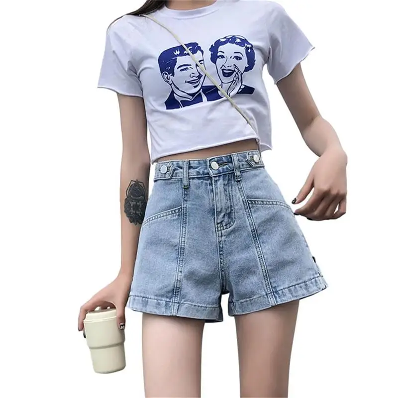 

Женские джинсовые шорты на молнии с высокой талией