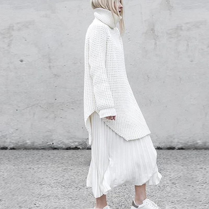 Женский свитер с разрезами по бокам TWOTWINSTYLE осенне-зимний теплый толстый высоким