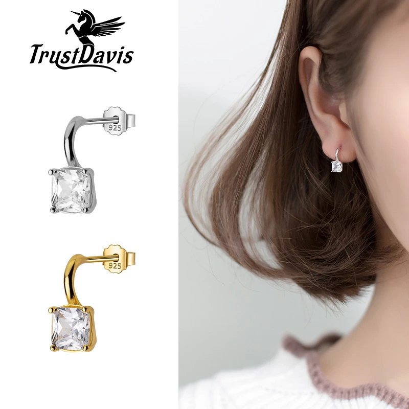 

Женские серьги-гвоздики из серебра 925 пробы с фианитами