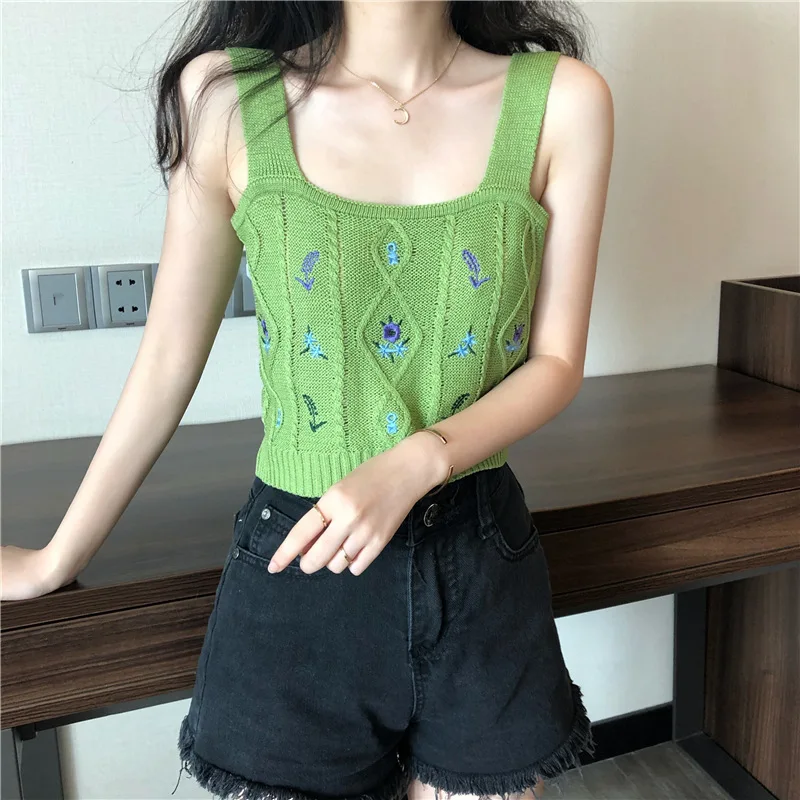 

Sweet Girl Knitted Short Tank Tops Cottagecore Cute Embroidery Sleeveless Tops 2021 Women Summer Chic All Match Basic Streetwear