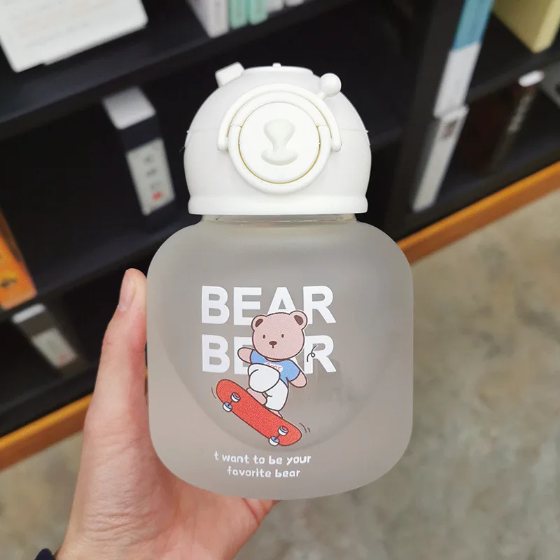 

Бутылки для воды Aituzi Bear, 600 мл, спортивные, без БФА, портативные, с защитой от падения, герметичные, вместительные, для фитнеса, пластиковые бу...