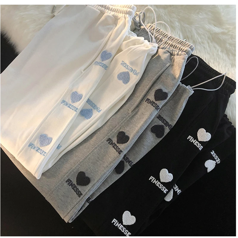 

Женские спортивные широкие брюки с вышивкой Love, осенние брюки с завязками, Свободные повседневные Прямые брюки в стиле Харадзюку