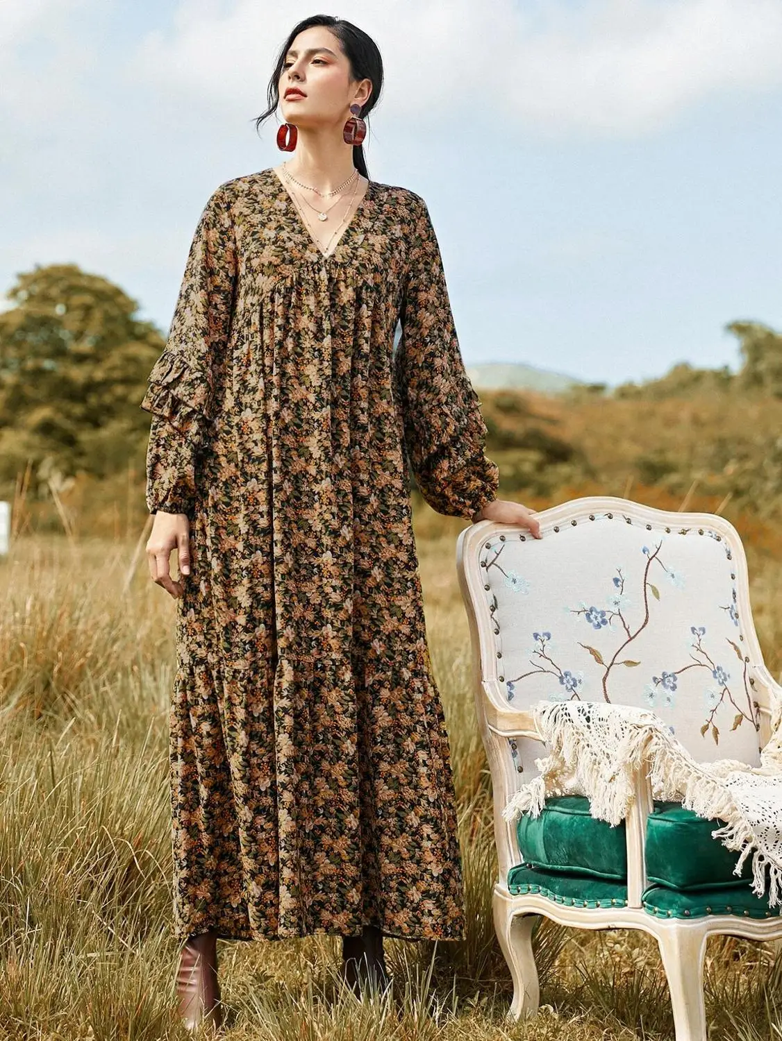 

2021 Autumn Plus Size Dresses For Women Casual Floral Print Elegant Boho Long Dress Ruffle Long Sleeve V-Neck Sexy Party Robe