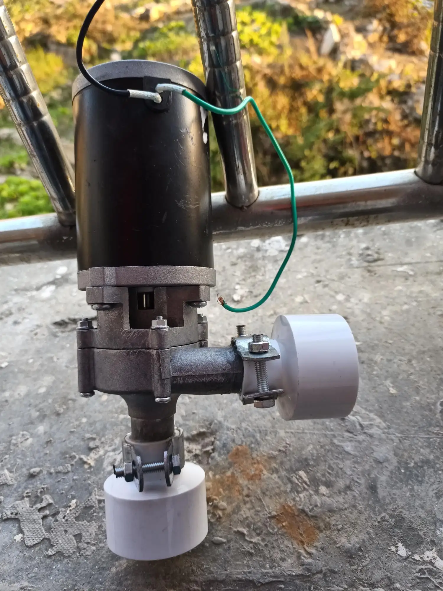 

Aluminum alloy 300 watt turbine hydro generator 220 volt 50hz household