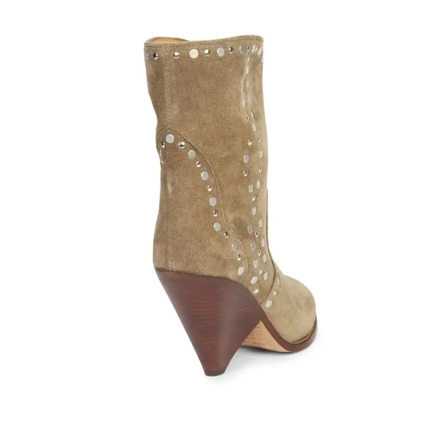 Женские замшевые ботильоны светильник заклепками светло-коричневые байкерские