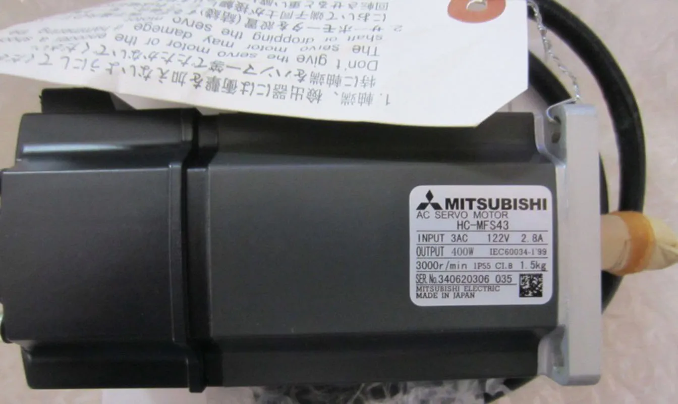 Новый и оригинальный Серводвигатель Mitsubishi HC-MFS43 AC 400 Вт 122 в 8A 3000 об/мин |