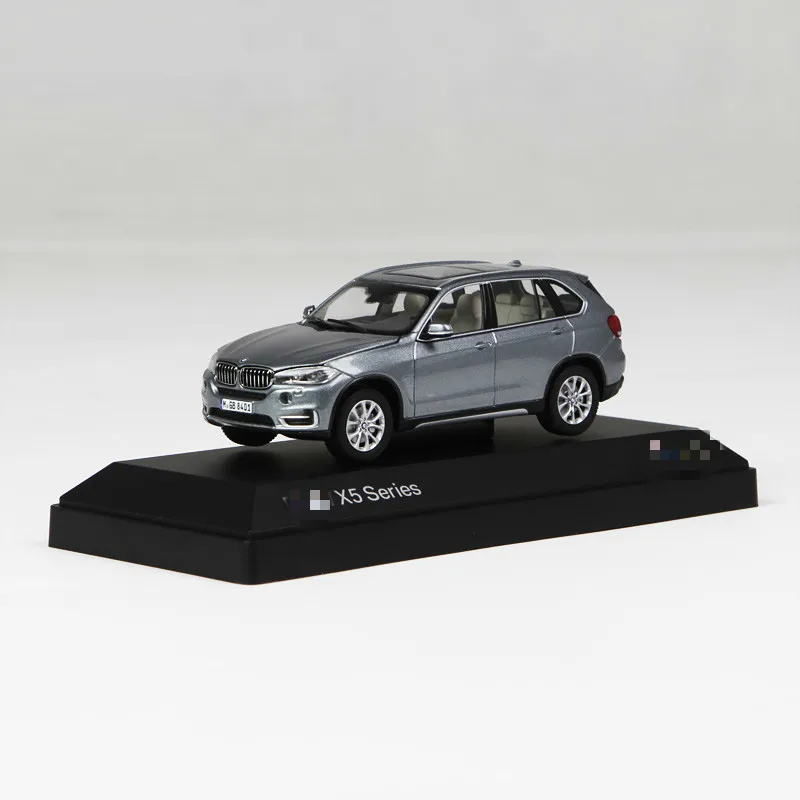B Новое специальное литье металла под давлением 1/43 немецкие Роскошные внедорожники моделирование модель домашнего дисплея Коллекция игрушек для детей - Цвет: B