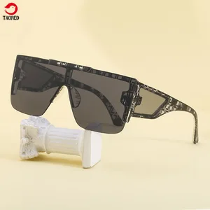 2021 New Luxury Design Oversized Sunglasses Women UV400 Gradient Brown Lens Vintage Square Eyewear M