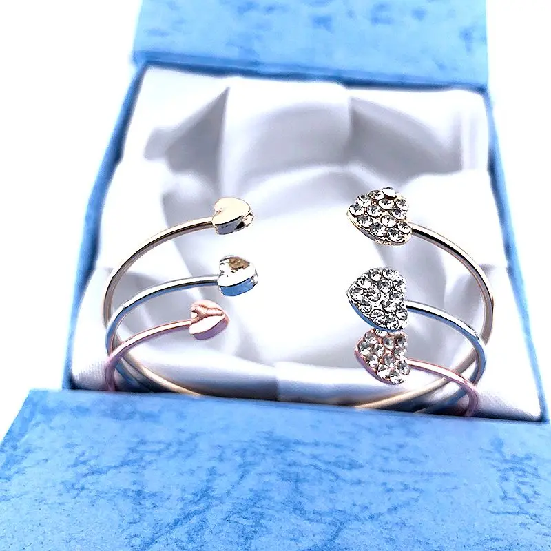 Женский браслет на запястье с кристаллами | Украшения и аксессуары