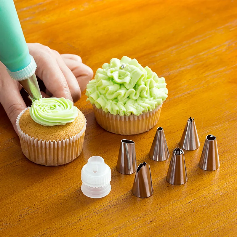 

29 Pcs Stainless Steel Cake Nozzles Set. Icing Piping Cream Dessert Decorators .Pastry Decorating Tip . Cupcake Decorating Tool