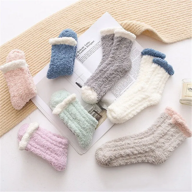 

1 Pair of New Pure Color Hemp Coral Velvet Sleeping Socks Simple and Thickened Warm Middle Tube Household Floor Socks Children