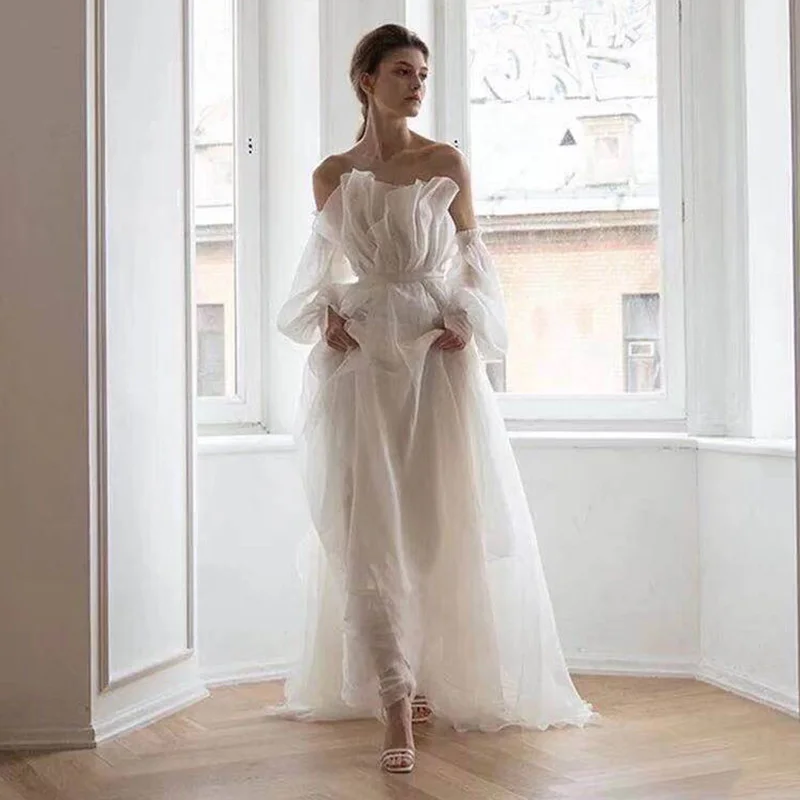 

Strapless White Light Wedding Dress 2021 New French Temperament Long Sleeve Bride Travel Wedding Ceremony Main Wedding Dress