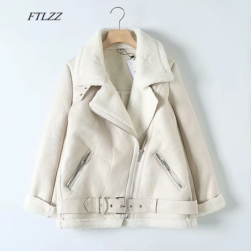 

FTLZZ Women Faux Soft Leather Lamb Fur Jacket Loose Coat Winter Warm Faux Lambs Wool Fur Moto Zipper Turndown Collar Outwear