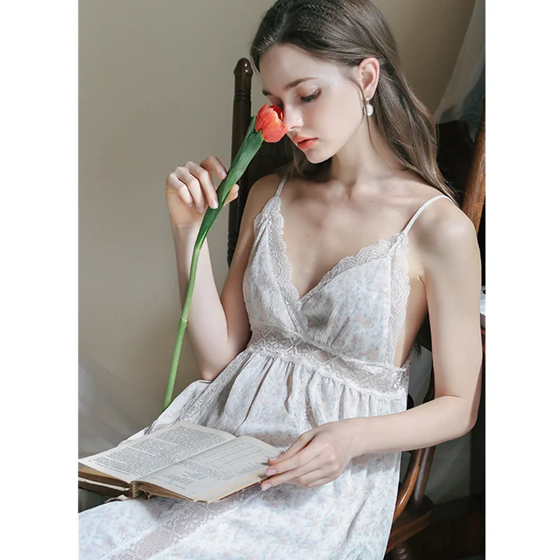 Женская ночная сорочка на бретельках с цветком вишни элегантная Домашняя одежда