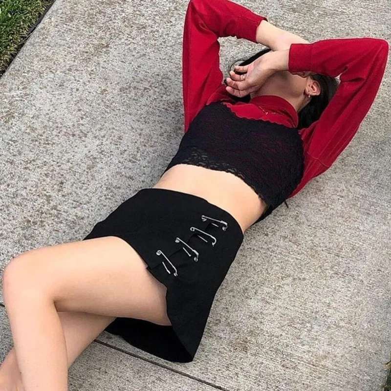 

Woman Harajuku Skirt Mall Goth e girl Kawaii y2k Clothes emo Gothic Accessories Brooch Pin A-line Zipper Goth Mini y2k Skirt