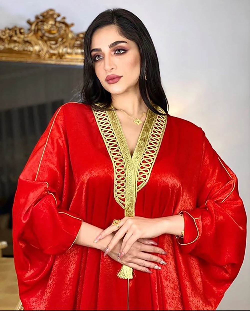

Women Dubai Open Front Bisht Abaya Muslim Long Sleeve Tassel Kimono Cardigans Cloak Islam Middle East Moroccan Caftan Party Gown