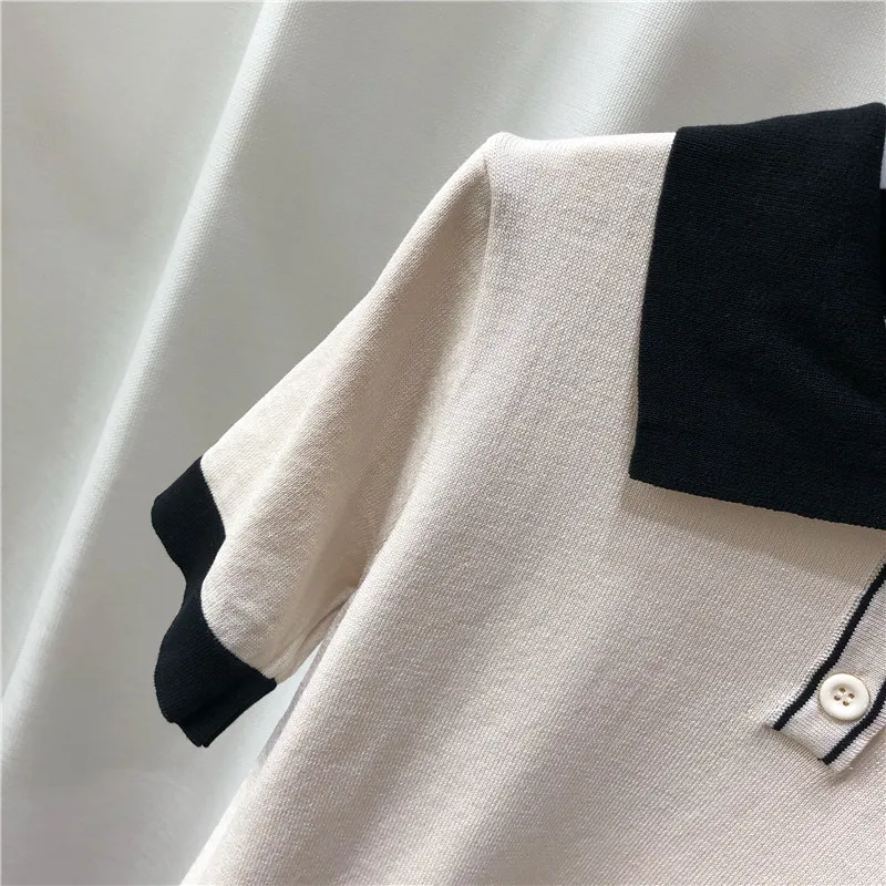 Возможно U Женский комплект из двух предметов с отложным воротником и коротким