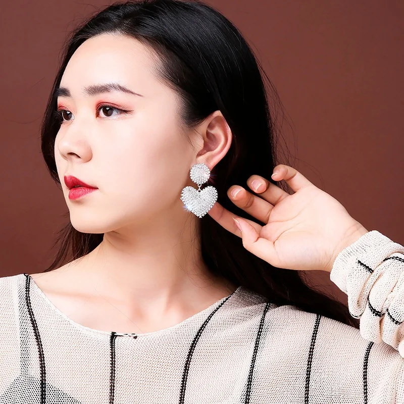 

New Fashion Jewelry Love Heart Shaped Dangle Earrings Ladies Luxury Geometric Full Diamond Aesthetic Earrings Korean Jewelry