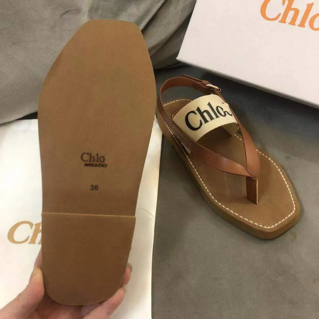 

Warm famous designer slippers of high quality leather women's sandals fashion flat shoes ladies Size34-42 slippers