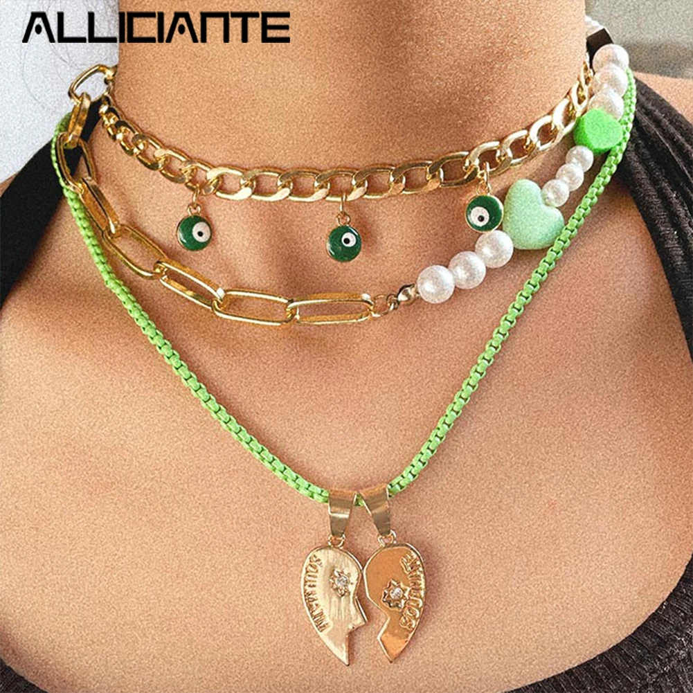 

Boho Gold Color Broken Heart Pendant Pearl Choker Necklace For Women Evil Eye Beads Asymmetry Multilayer Necklaces Y2K Jewelry