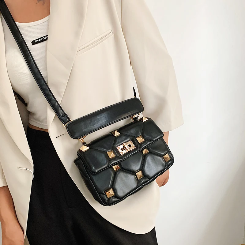 

Brand Design Quilted Plaid Hand Bags Ladies Shoulder Bag 2020 Luxury Designer Rivet Small Flap Crossbody Bags Purse and Handbags