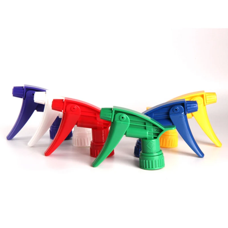 2020 Новинка 700 мл черная пустая бутылка-распылитель профессиональная